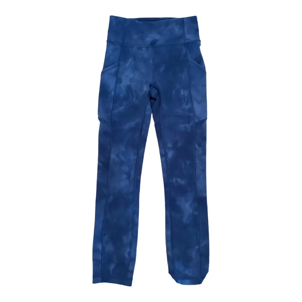Lululemon Capri Length Blue‎ Leggings Womens Size 2